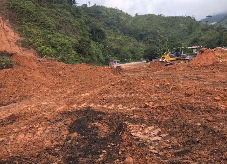 Las autoridades recomiendan a los viajeros utilizar la vía alterna Medellín - Cisneros - Puerto Berrío - Caño Alegre. FOTO JULIO HERRERA