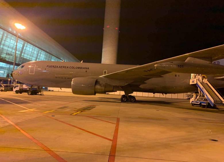 Avión Júpiter de la Fuerza Aérea Colombiana saliendo desde Wuhan a Colombia. FOTO: CORTESÍA
