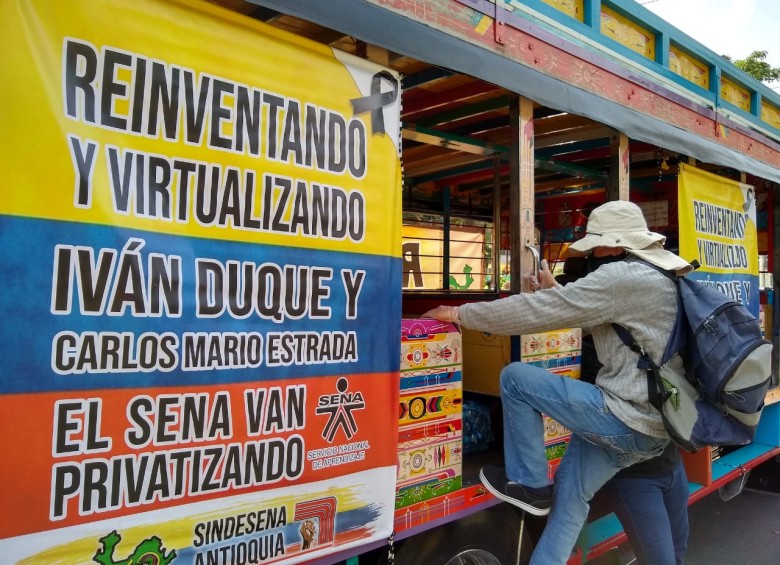 El Parque de las Luces será el primer epicentro de las movilizaciones. Allí también se reunirá la marcha que comienza a las 2:00 p. m. desde el ITM Robledo y Tecnológico de Antioquia. FOTO MANUEL SALDARRIAGA