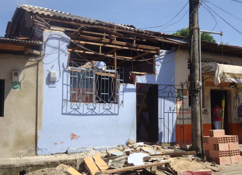 Así quedó una vivienda afectada por un vendaval en Zaragoza, Bajo Cauca antioqueño. FOTO CORTESÍA DAPARD