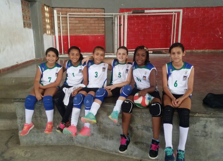 Las niñas de Urabá deberán medirse frente a cinco equipos en su grupo. FOTO cortesía