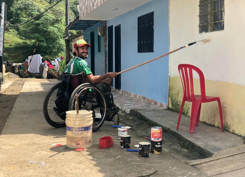 La comunidad en cada municipio se vincula a la actividad y embellece los exteriores de las viviendas. FOTO cortesía VIVA