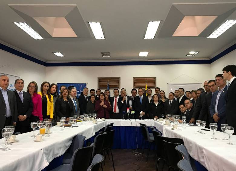La bancada del Partido Conservador, en pleno, adhirió a Iván Duque sin que mediara un pacto burocrático. FOTO cortesía partido