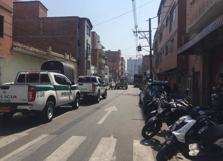 La Policía ha incrementado el pie de fuerza en el municipio de Bello, pero hasta el momento no ha logrado mermar el conflicto entre bandas delincuenciales. FOTO: archivo.