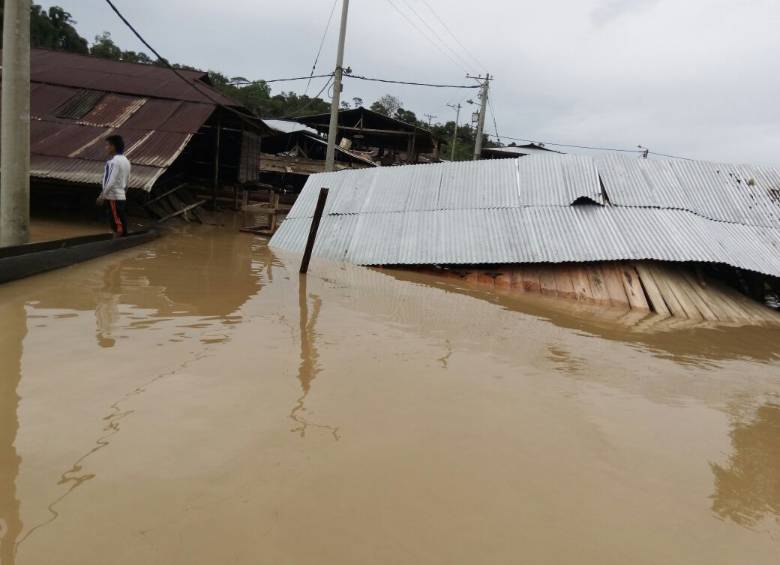 Las lluvias también impactaron en Condoto, en donde cientos de familias lo perdieron todo. FOTO cortesía de Mario Luis Benítez 