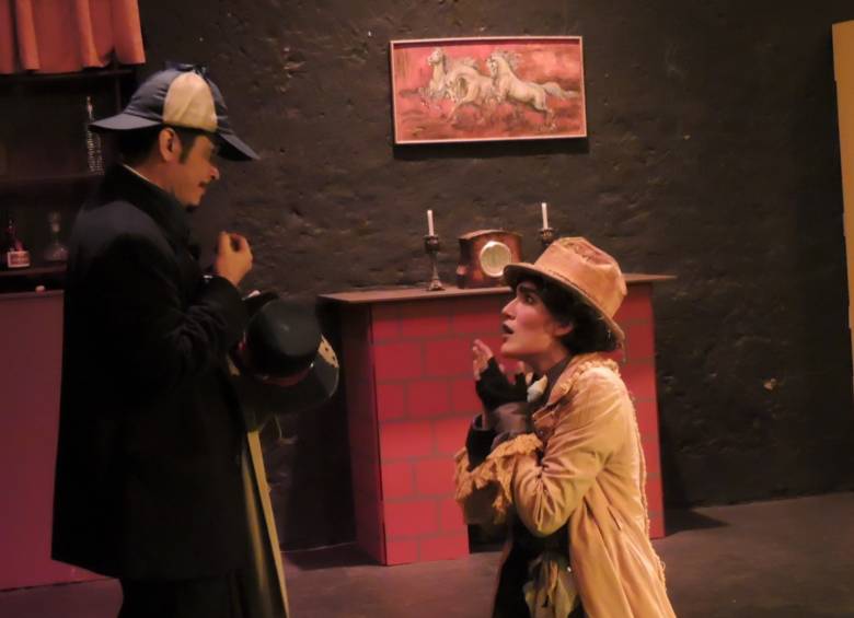 Teatro El Trueque y su obra de Sherlock Holmes. FOTO Cortesía