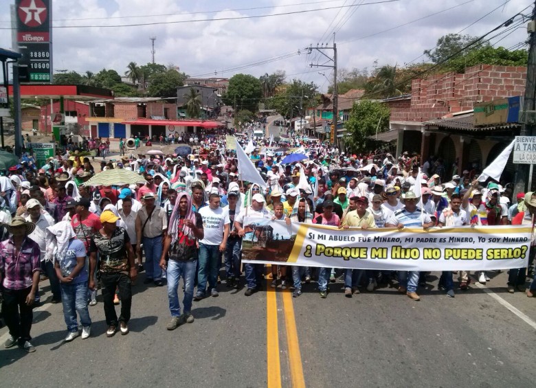 La marcha se realizó de manera pacífica. FOTO MANUEL SALDARRIAGA. 