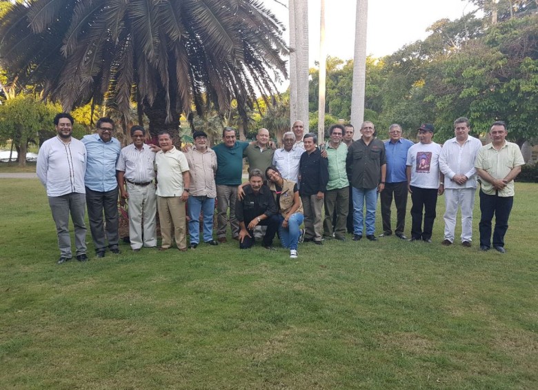 Líderes de las Farc, Eln y otras personalidades se reunieron en Cuba. FOTO: CORTESÍA