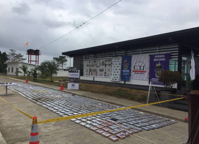 El Bloque de Búsqueda de la Policía incautó tres toneladas y media de cocaína de “los Urabeños” en la región de Urabá. FOTO CORTESÍA