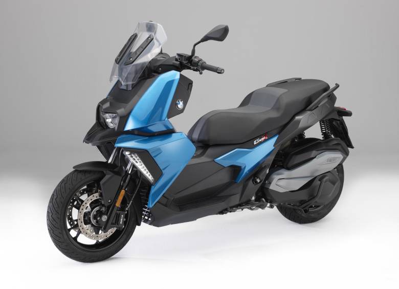 El diseño de esta moto es una de las apuestas de la marca alemana. Sus luces LED, tablero digital y espacio bajo el sillín, sus fortalezas. FOTOS cORTESÍA bmw