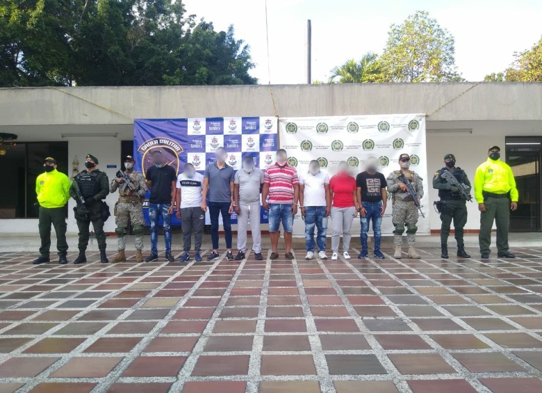 En Colombia fueron capturados 10 de los presuntos narcotraficantes. FOTO: Cortesía Fuerza Naval del Pacífico