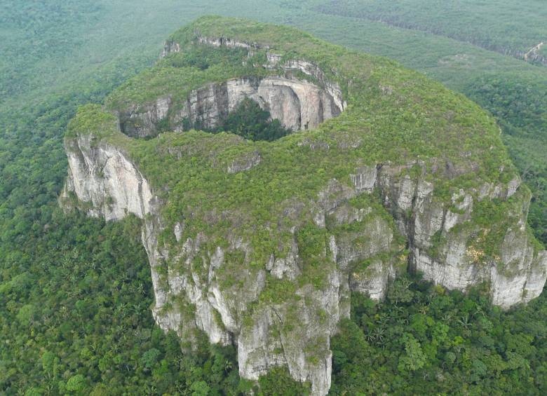 Como un mundo perdido en el corazón de la Amazonía colombiana se yergue la serranía de Chiribiquete. FOTO COLPRENSA