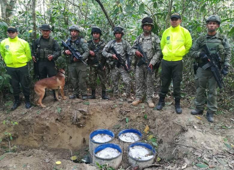 Los explosivos fueron destruidos por las autoridades. FOTO CORTESÍA EJÉRCITO
