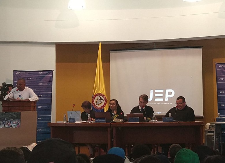 Aundiencia de la JEP realizada hoy en Medellín. FOTO OLGA RENDÓN