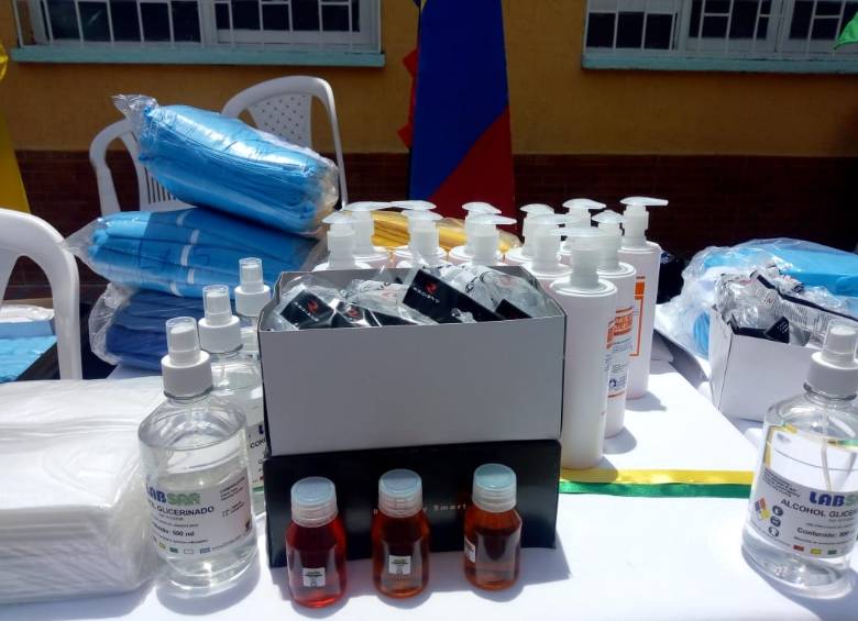 Insumos médicos hacen parte de las ayudas entregadas por las empresas mineras para atender la pandemia. Foto Cortesía