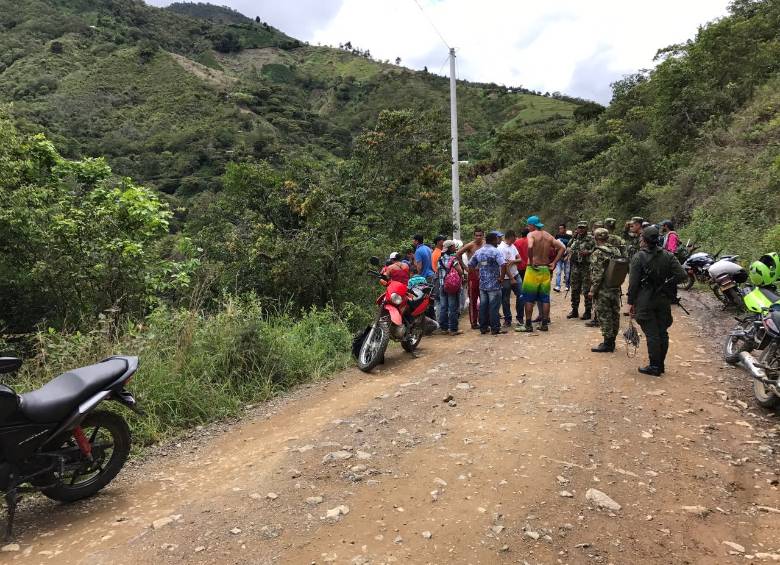 Un muerto y 12 heridos por jeep que cayó a un abismo en Caicedo