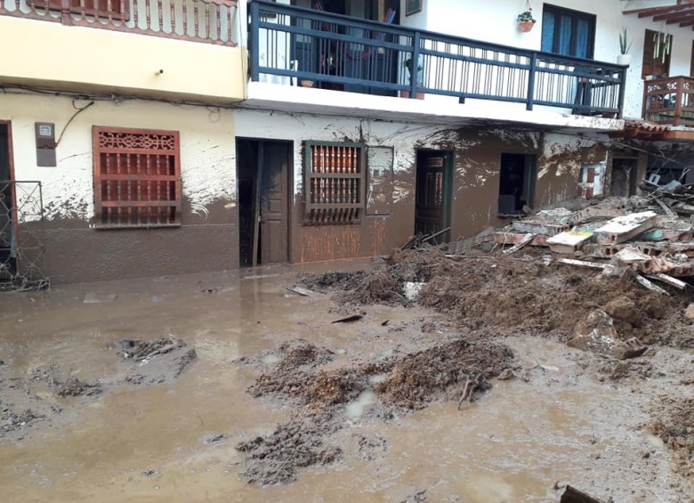 800 personas ya retornaron a sus casas en Jericó tras fuerte inundación