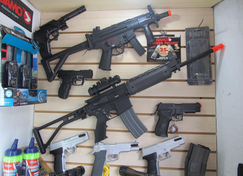 Decomiso de pistola traumática y municiones en el sector de El Brinco