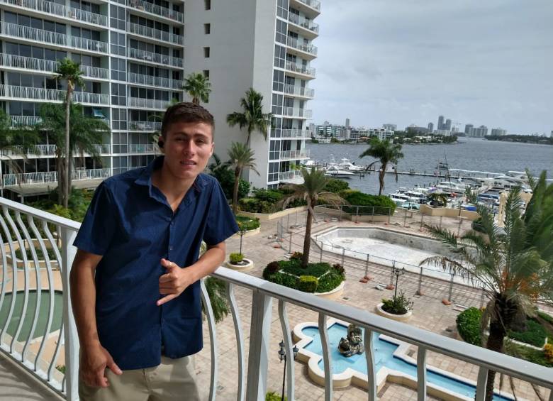 Johan Alexis Ramírez Castro, más conocido como el “niño ángel”, se encuentra por estos días en Estados Unidos aprendiendo inglés y trabajando. FOTOS CORTESÍA