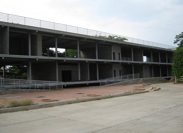 Así luce la estructura donde se construye el edificio bioclimático de la Corporación Autónoma Regional del Cesar. FOTO CORTESÍA CONTRALORÍA. 