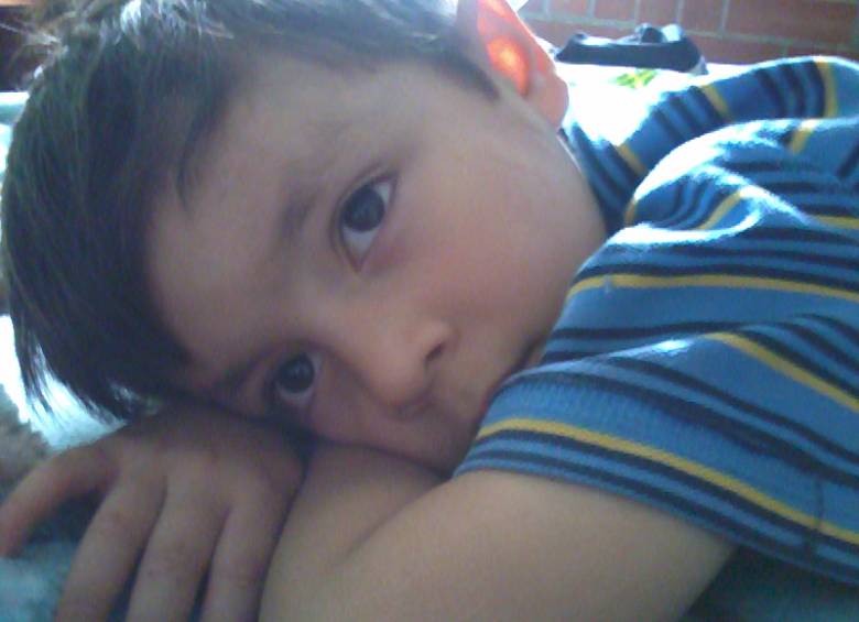 Nicolás Quevedo Rizo, un niño de 7 años, murió ahogado en una actividad de natación que había organizado el Cuerpo de Bomberos de Bogotá. COLPRENSA