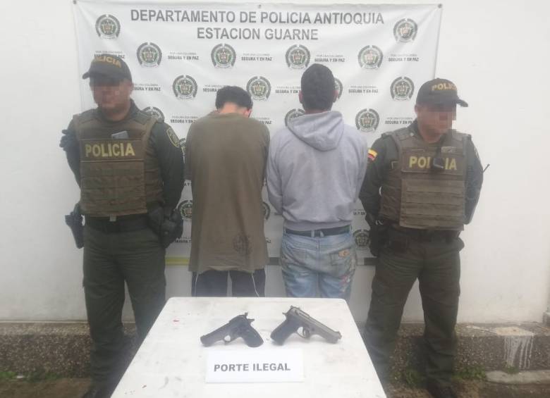 Además del señalado, fueron capturados dos hombres que lo agredieron. FOTO CORTESÍA