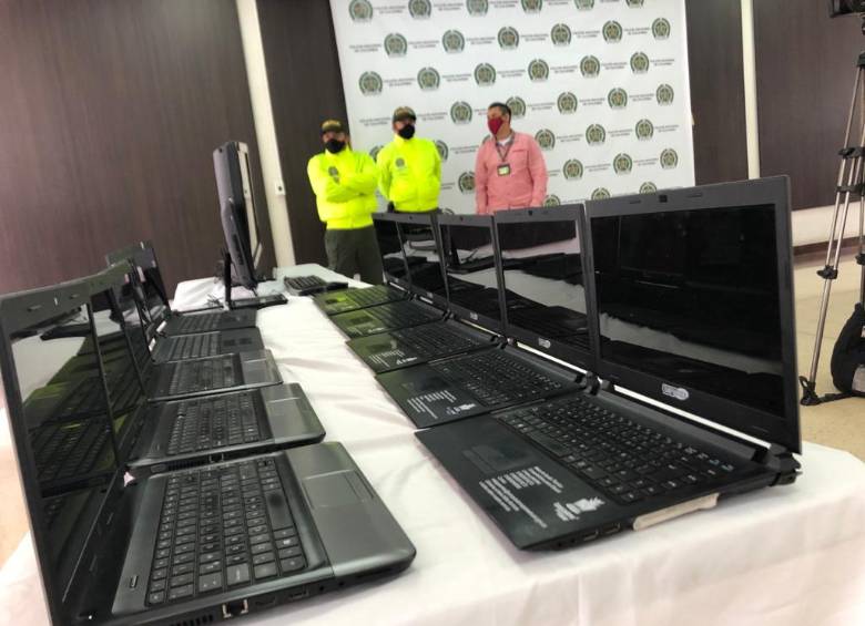 Recuperan portátiles y tabletas robadas de la Biblioteca Pública Piloto