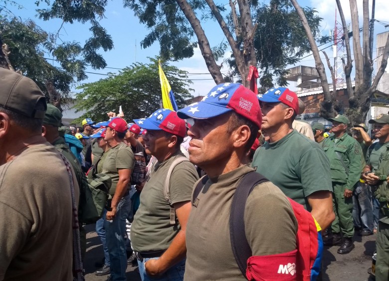La manifestación estaba liderada por militares. Foto: Rosalinda Hernández