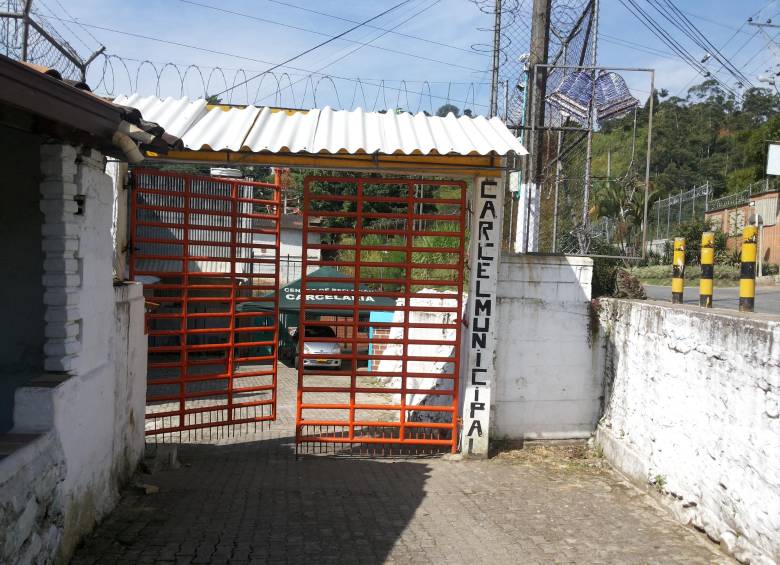 Este es el Centro de Reflexión Carcelaria de La Estrella, ubicado en el casco urbano de la localidad. FOTO: Nelson Matta Colorado.