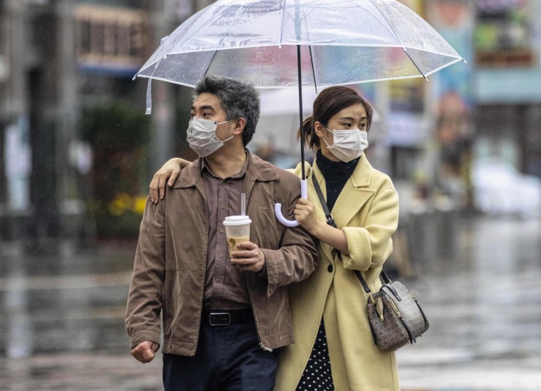 Varias ciudades chinas permanecen en alerta por el brote de coronavirus. FOTO EFE