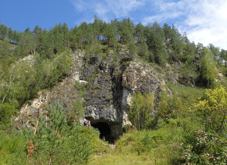 En esta caverna y sus alrededores se dio la confluencia de dos homos arcaicos que dejaron su legado cultural. FOTO Richard Roberts