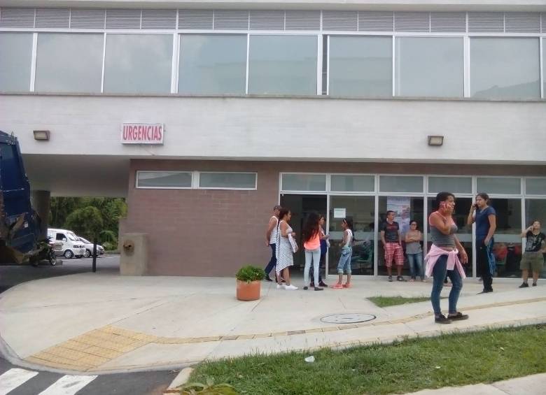 Los niños fueron llevados al Hospital de La Estrella. La mayoría fueron dados de alta en la tarde. Foto Cortesía