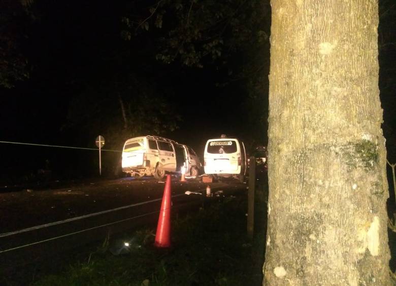De acuerdo con testigos del lugar, uno de los vehículos omitió la señal de pare y ocasionó el accidente. FOTO GUSTAVO OSPINA