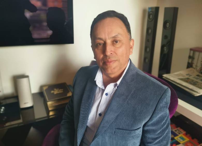 El general en retiro del Ejército. César Augusto Parra León, habla de cómo fue su retiro y del presunto escándalo de corrupción en que habría estado involucrado, del cual asegura todo es un montaje en su contra. Foto: Colprensa