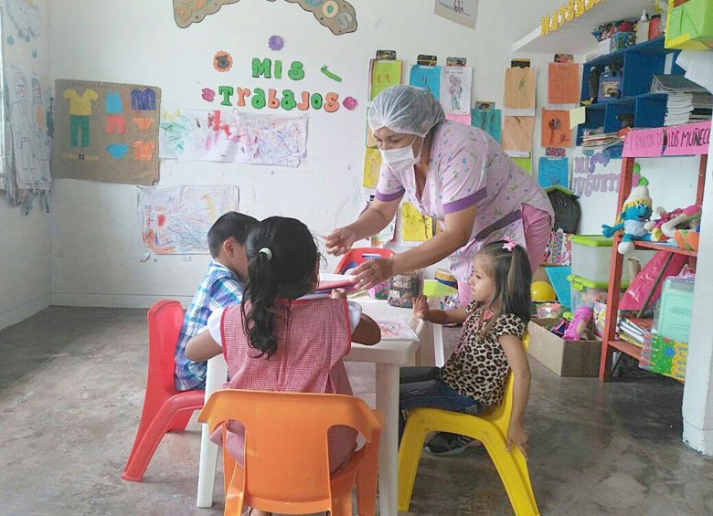 Las clases y los servicios del Instituto Colombiano de Bienestar Familiar (ICBF) volvieron a la normalidad la semana anterior. Y de Estados Unidos llegaron más ayudas. FOTOS colprensa