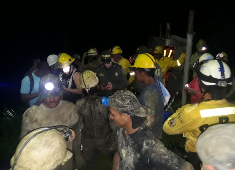 La profundidad de la mina San Pedro podría ser de entre 15 y 20 metros, según algunos mineros consultados. FOTO UNIDAD DE GESTIÓN DEL RIESGO DE CALDAS