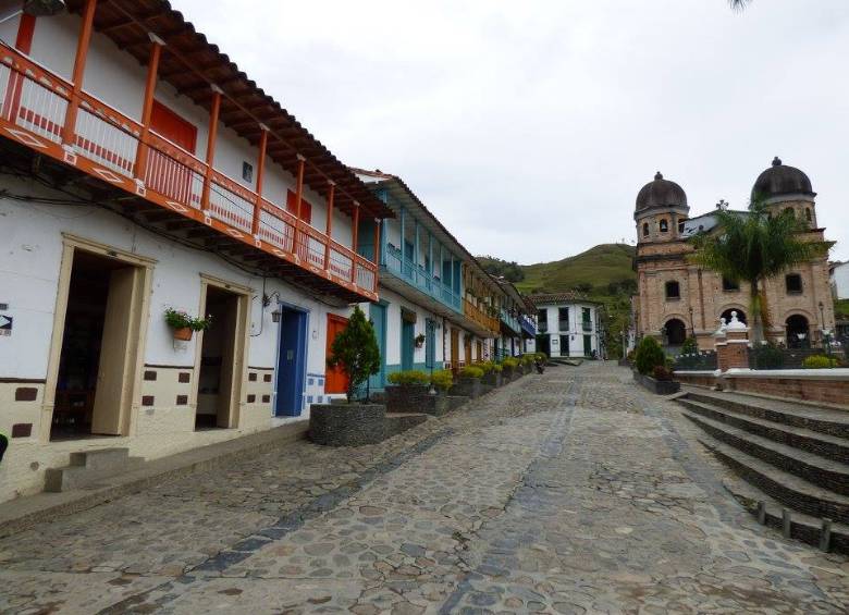 Aunque Concepción fue declarado patrimonio cultural e histórico de la nación en 1999 por su conservación son muy pocos los turistas que se ven por sus calles empedradas. FOTO ALCALDÍA DE CONCEPCIÓN