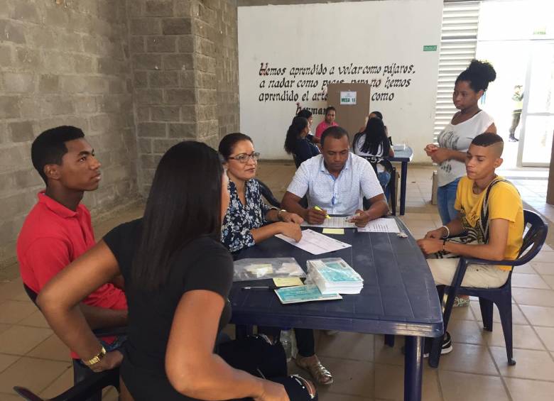 El 75 % de los habilitados para votar en Riohacha no lo hicieron. En medio de esa abstención, la ciudad eligió al candidato de los partidos ASI y Centro Democrático. FOTO Colprensa