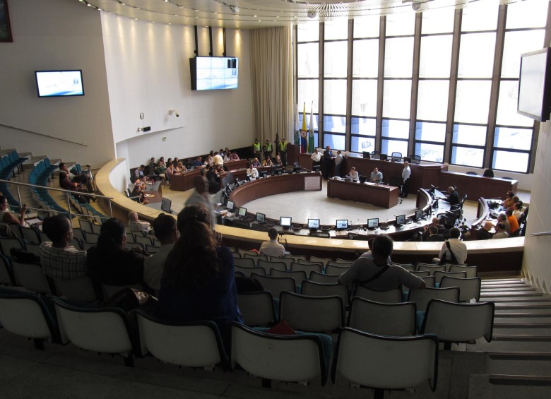 Este martes en sesión plenaria del Concejo de Medellín, se aprobó en el segundo y último debate la venta del 13% de acciones que tiene EPM en Isagén. FOTO ARCHIVO