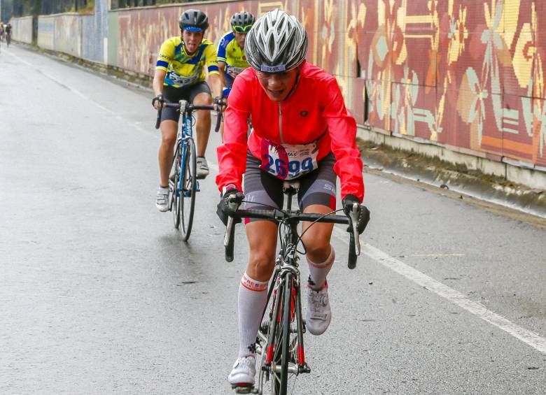 Carmenza Morales y Ricardo Cardeño conquistaron el duatlón Fotos Juan Antonio Sánchez y archivo