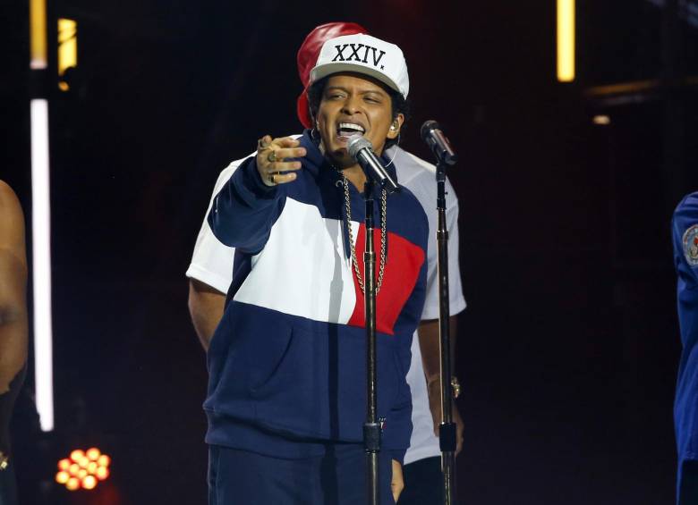Bruno Mars lanzó este viernes el disco completo. FOTO AP