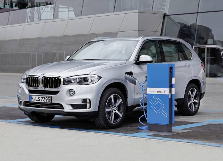 Más adelante se instalarán nuevas electrolineras en la ciudad para facilitar la “tanqueada”. FOTO cortesía bmw