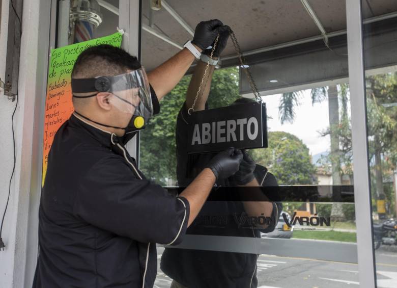 La extensión del aislamiento hasta el 1 de julio, tal cual fue anunciado ayer en Colombia, supone que los ciudadanos tendrán que cuidarse más, sobre todo por la reactivación económica en la que entrará el país desde el próximo lunes. FOTO Camilo Suárez