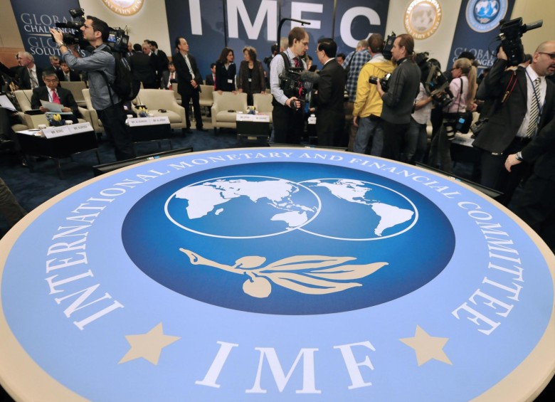 El directorio ejecutivo del Fondo Monetario Internacional (FMI) debatió este jueves, en una sesión informal, la solicitud que hicieron las autoridades colombianas para renovar la línea de crédito flexible con el organismo internacional. Foto: Colprensa. 