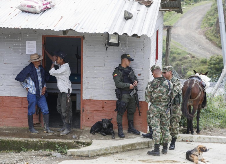 Ituango es uno de los municipios más afectados por la violencia en Antioquia, debido a la presencia de los disidentes del frente 18 de las Farc y la organización criminal clan del Golfo. FOTO: MANUEL SALDARRIAGA.