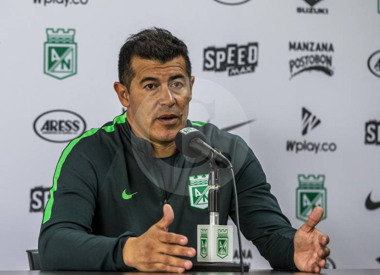 Sin misterios y confiando en tener un buen resultado, el técnico Jorge Almirón entregó la nómina con la que enfrentará a Bolívar. FOTO: JAIME PÉREZ