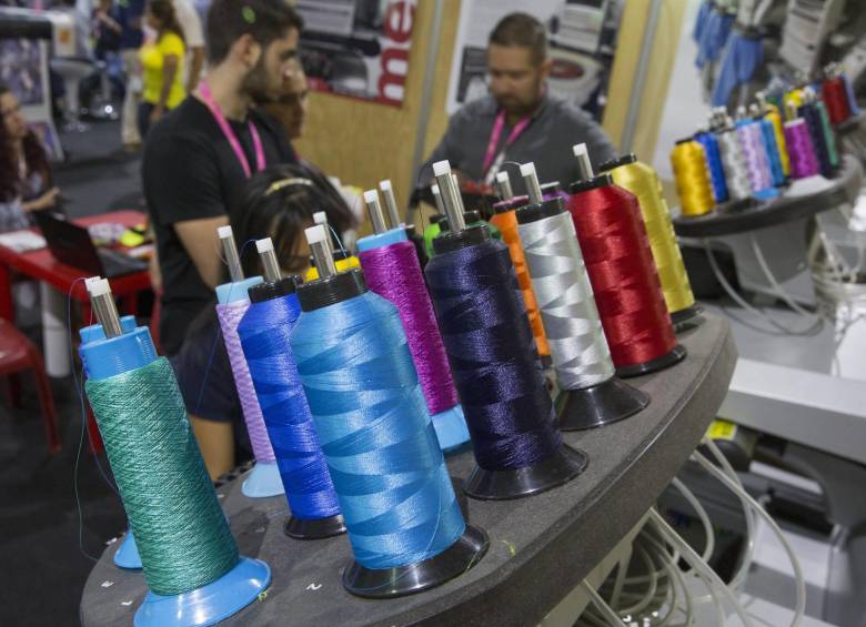 La confección de prendas de vestir aportó de forma negativa a la contracción de 1,9 % de la industria en junio. Foto: Edwin Bustamante.