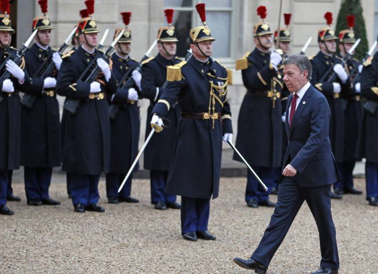 Francia está dispuesta a cooperar con Colombia en la experiencia de la Gendarmería Nacional francesa para desarrollar una policía rural. FOTO AP