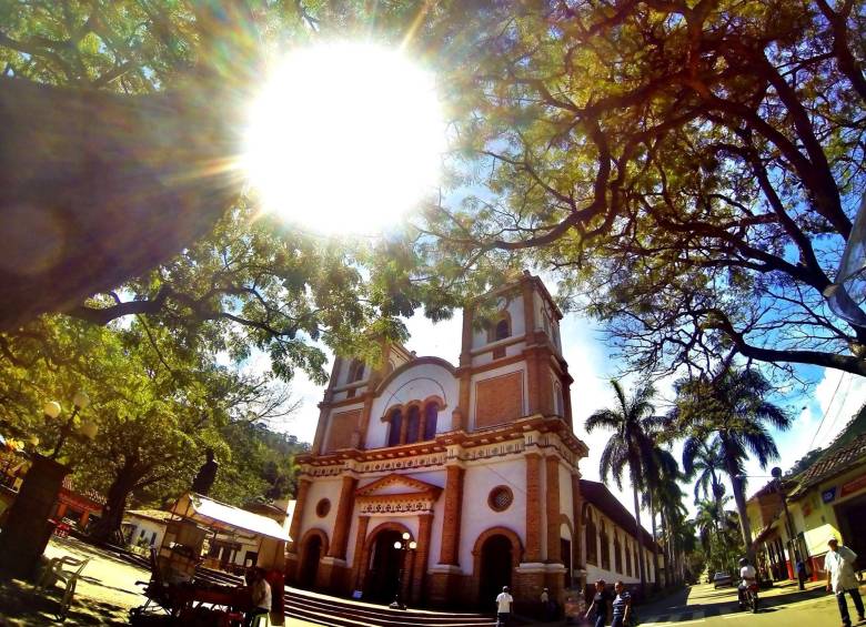De los municipios antioqueños, Ciudad Bolívar es el único que ha solicitado el levantamiento de la medida preventiva de suspensión de giros, la cual se encuentra en validación. FOTO Juan Esteban Vásquez