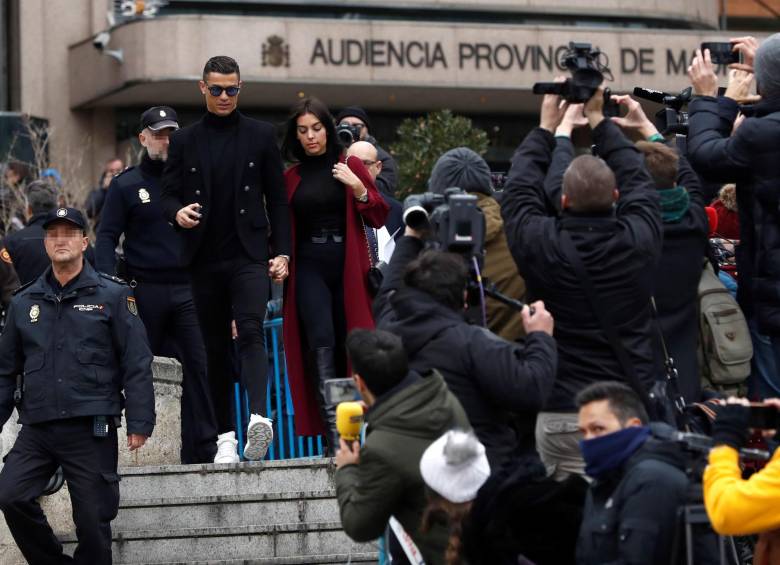 Cristiano y otros de los futbolistas condenados por el fisco tienen algo en común, son representados por Jorge Mendes. FOTO EFE